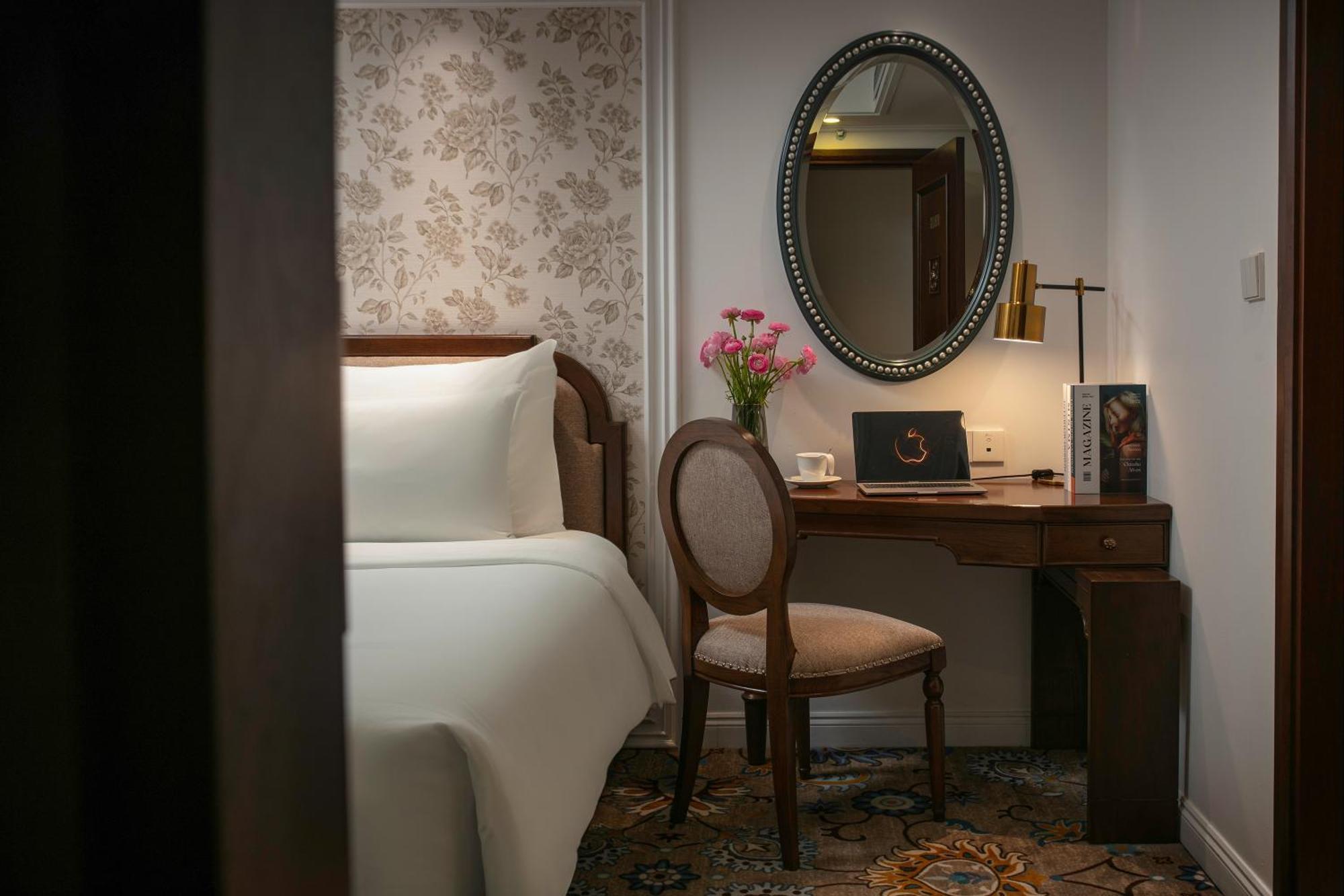 The Oriental Jade Hotel Ханой Екстер'єр фото Deluxe Room