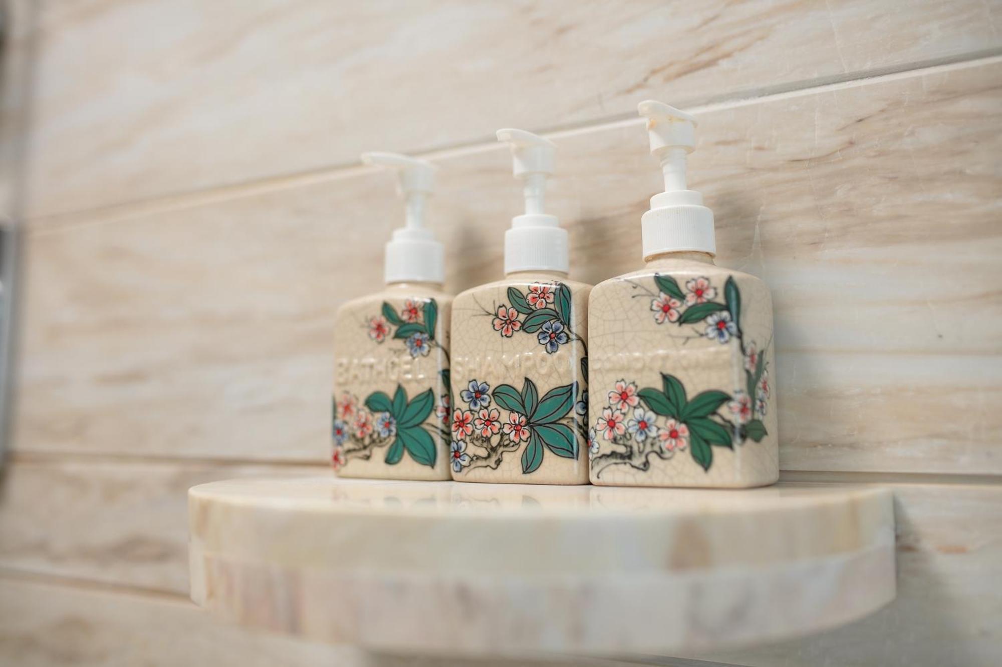 The Oriental Jade Hotel Ханой Номер фото Soap dispensers